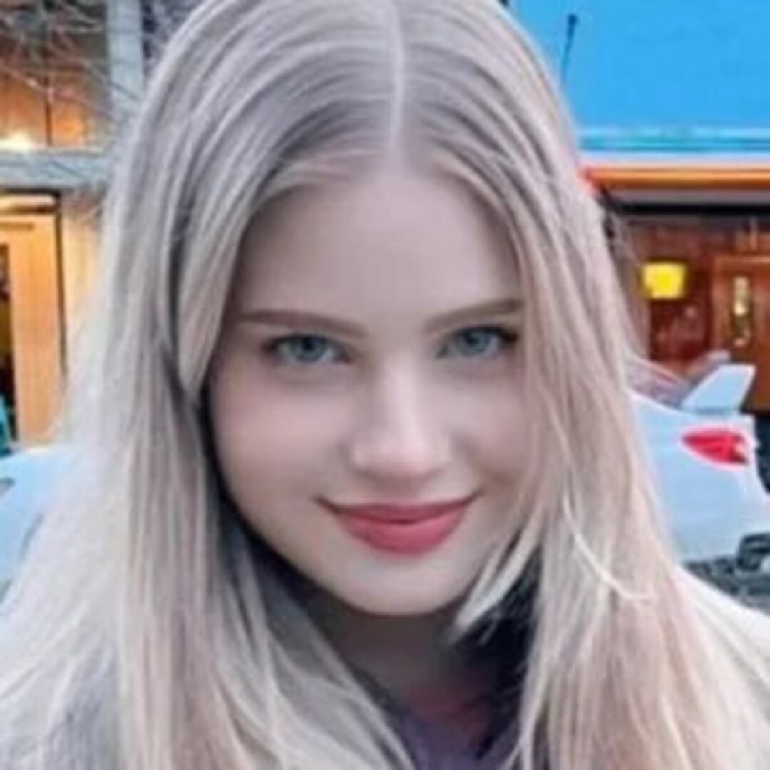 Ambieanne exclusive star photo