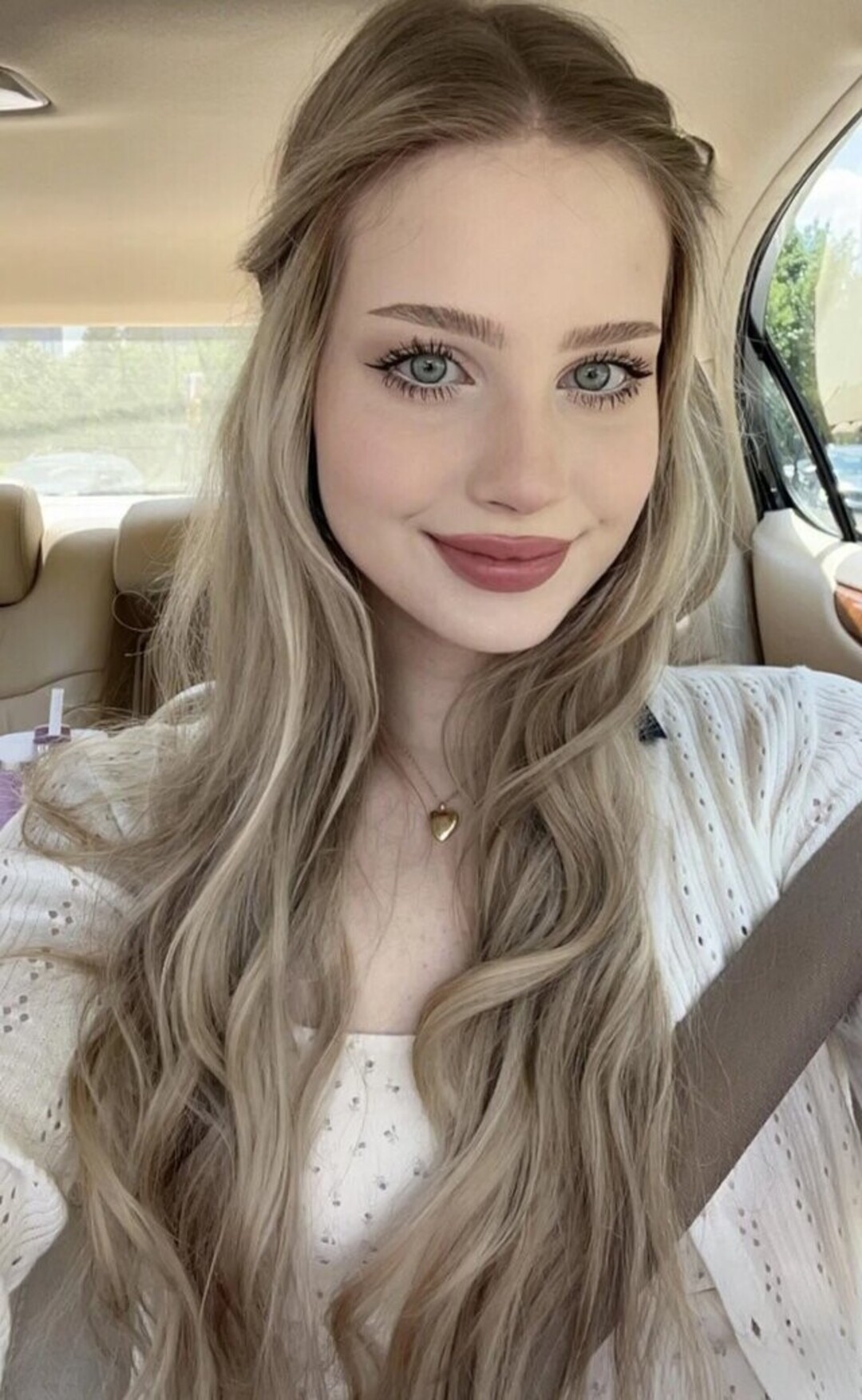 Ambieanne model beautiful galleries