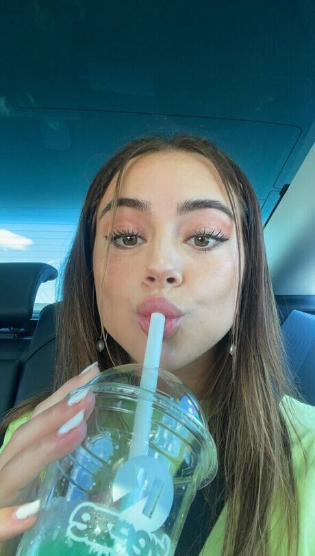 eastahh sex model archive