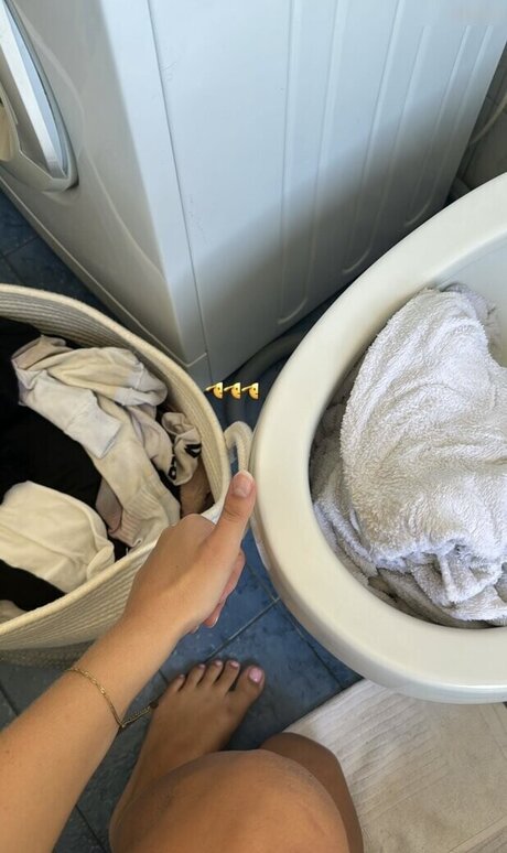 Zoe Kaeppele hot star pic