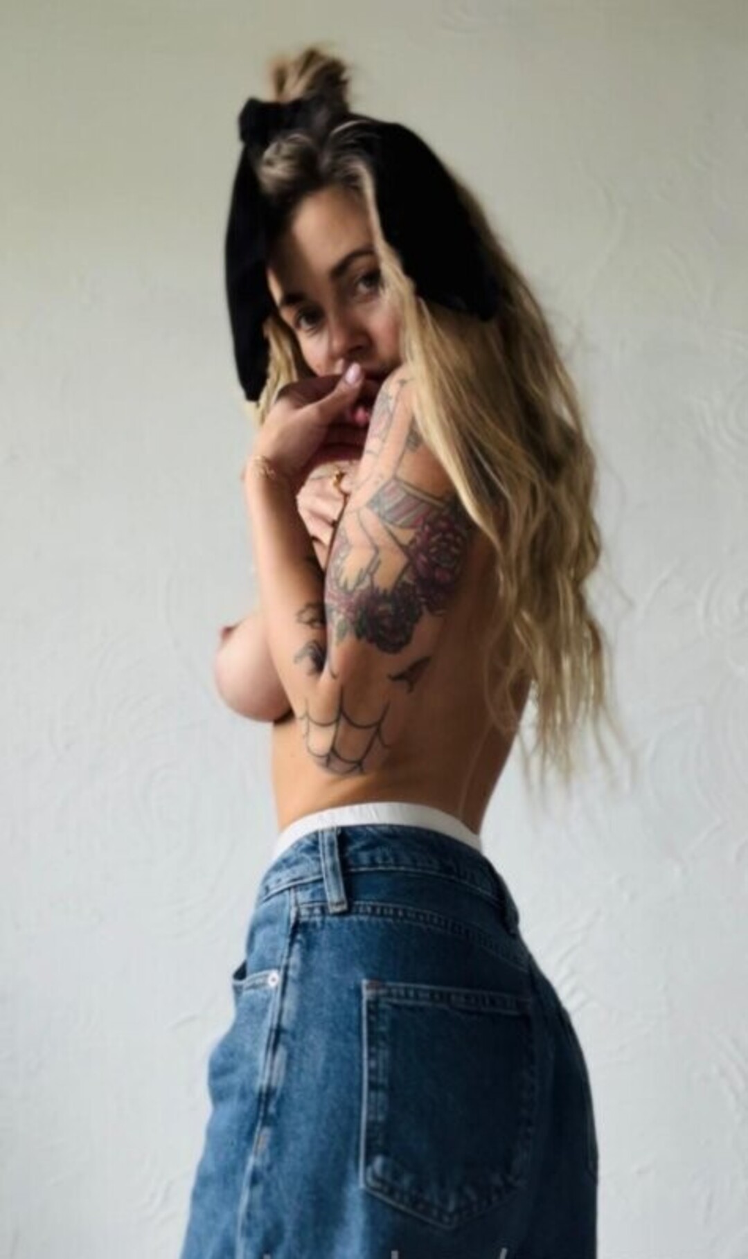 SonyaMO nice pornstar img