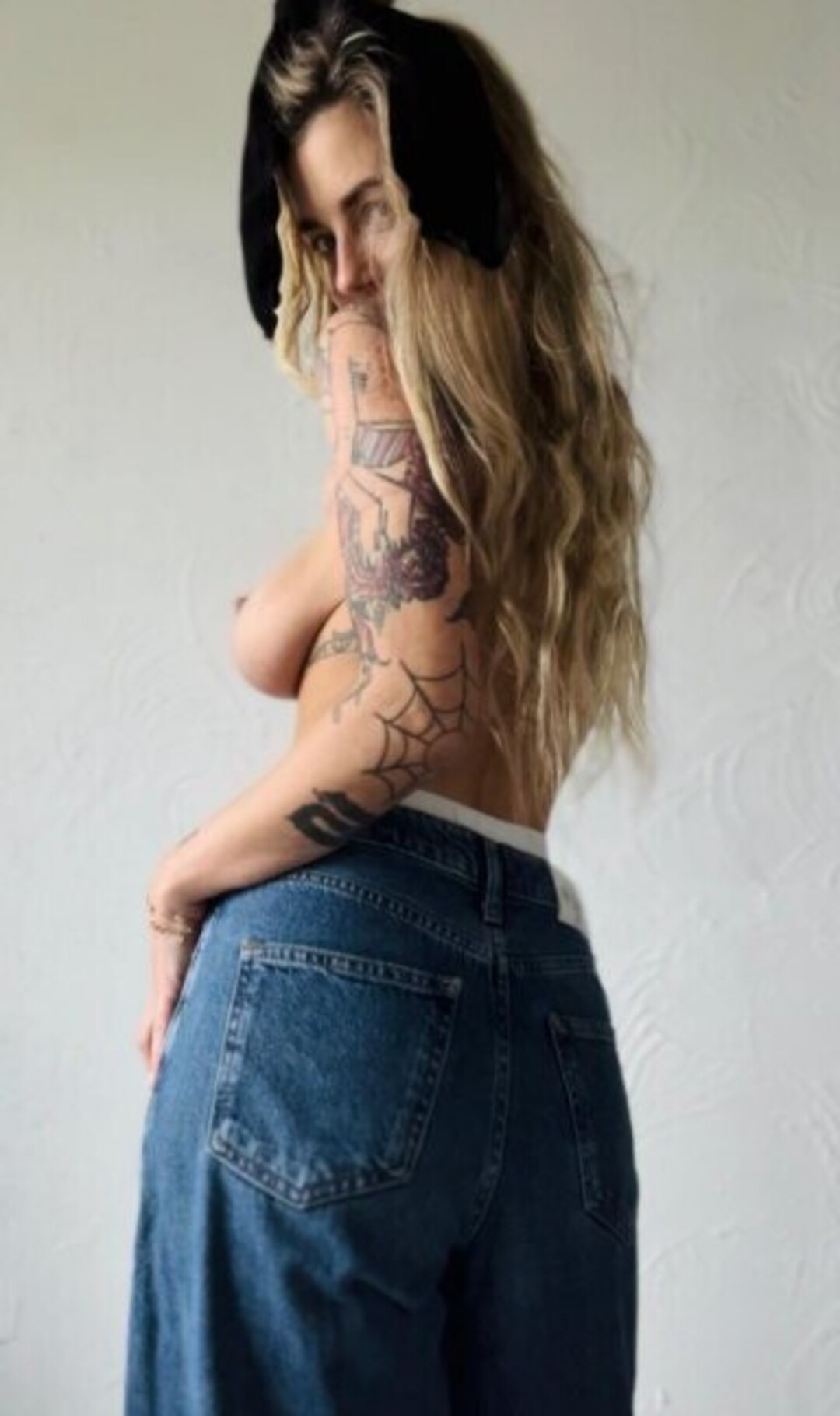 SonyaMO star nude image