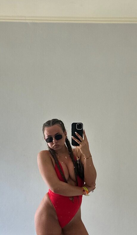 18 free onlyfans free xxx pics