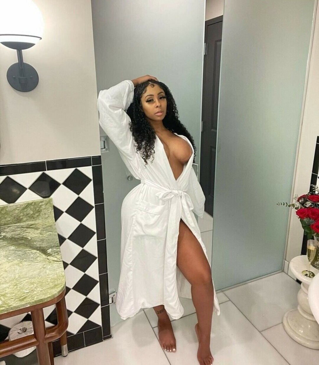 Iamporshaevans model hd photos