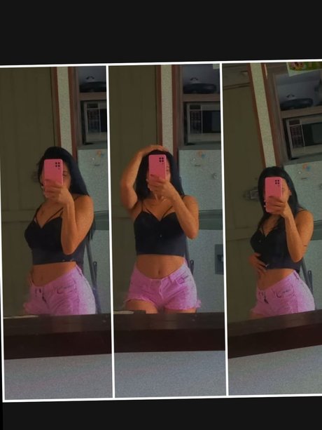 Laura Guti rrez nude model img