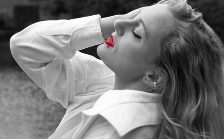 Lara Topaz pornographic model photos