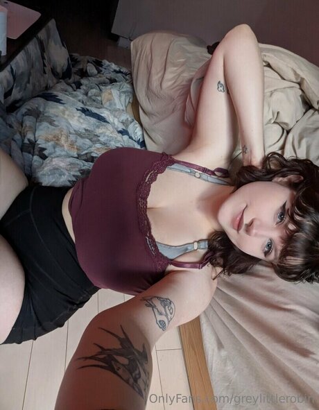 mylittlerobin pornographic star image