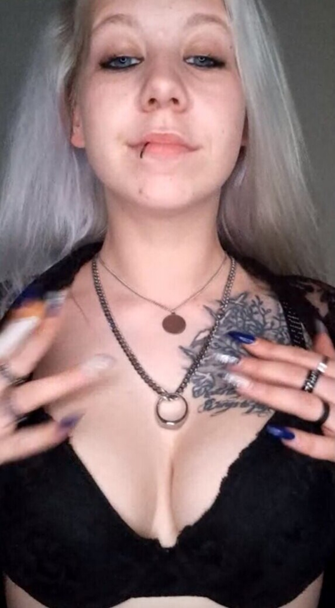 Eiskaltes Miststueck xxx pornstar pics