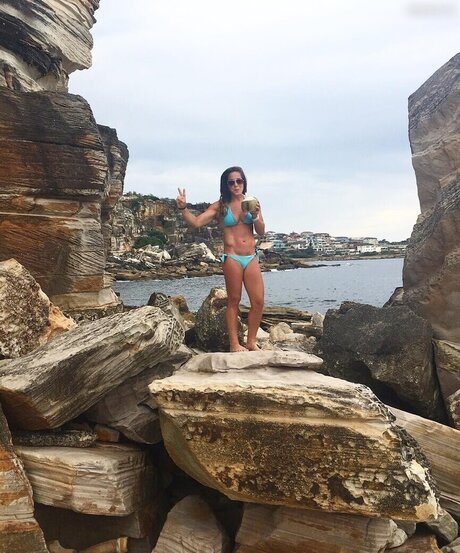 beautiful japanese onlyfans sexy pic