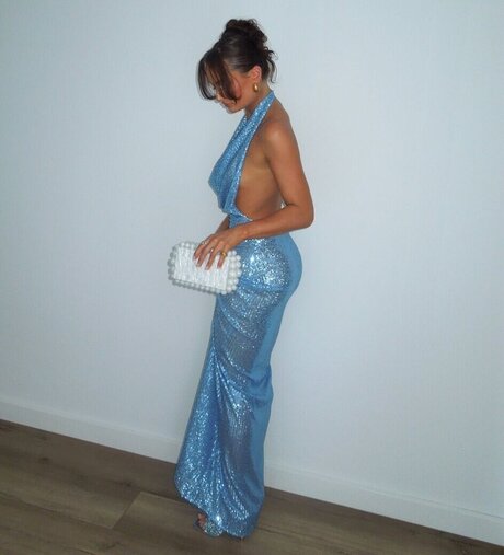 clothed onlyfans top archive