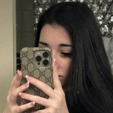 khloematta pretty model images