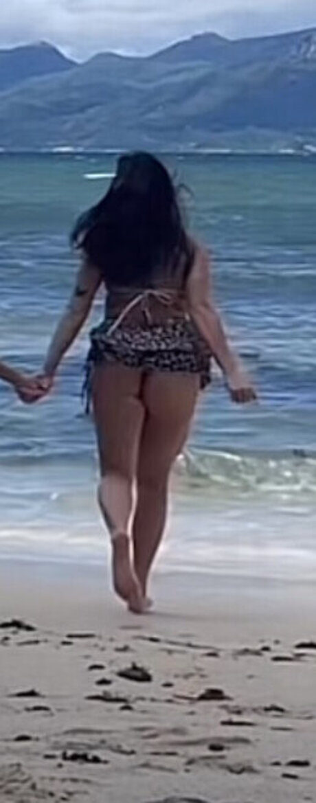 Lara tepper top profile image