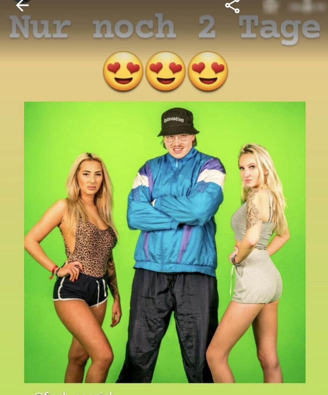 Gina Holly model naked pics