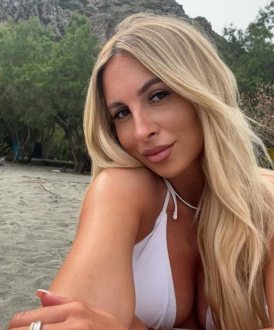 Kristinkbi top profile image