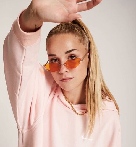 male porn star onlyfans hot naked pic