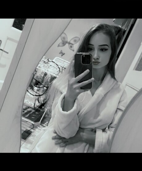 Nicki Anna high quality pornstar gallery