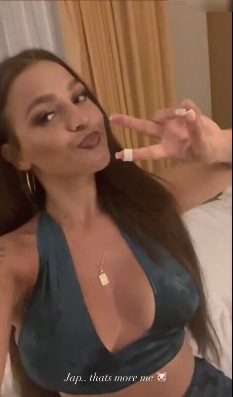 Jeje Lopes exclusive actress photos