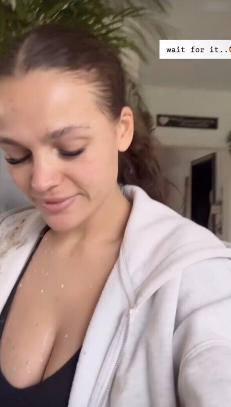 Jeje Lopes pretty pornstar photo