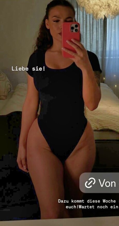 blonde natural onlyfans exclusive gallery