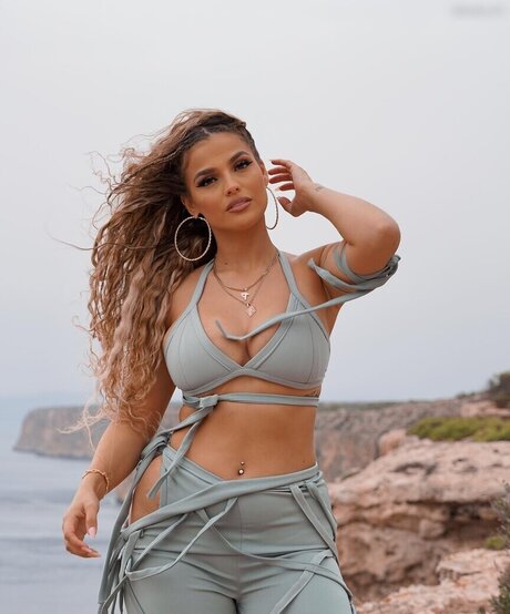 Jeje Lopes sex star photos