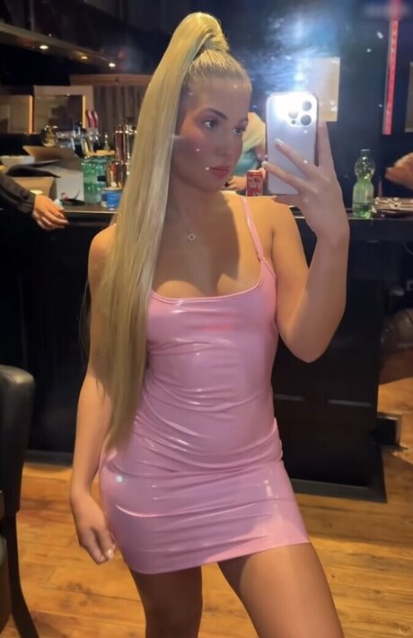 Sarah anca star porn pics