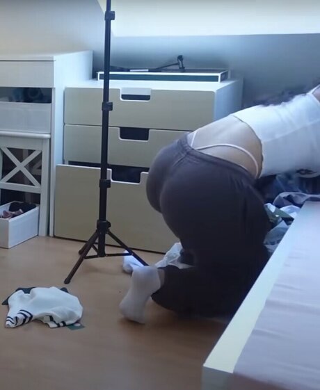 lesbian milf onlyfans naked image