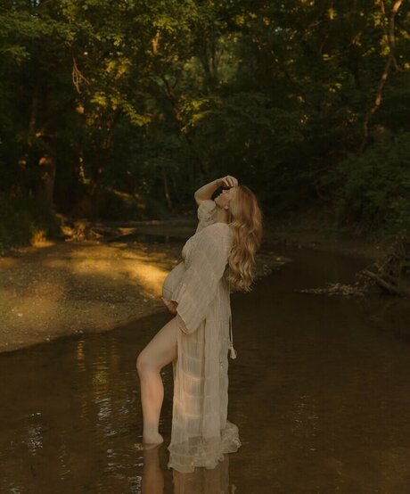 black hair milf onlyfans hot pics