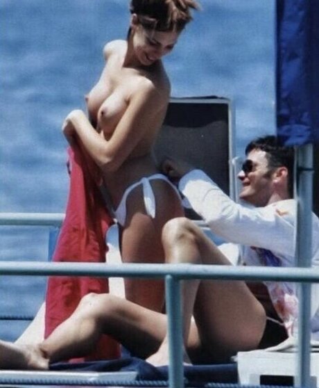 Veronica Maya model porn archive