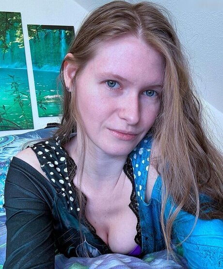 clothed onlyfans hot nude pic