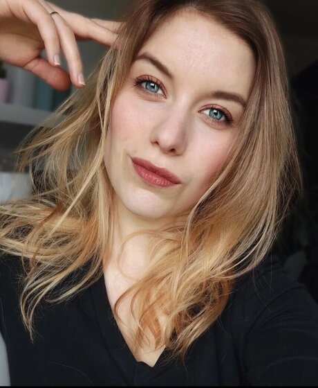 FormulaLena model adult gallery