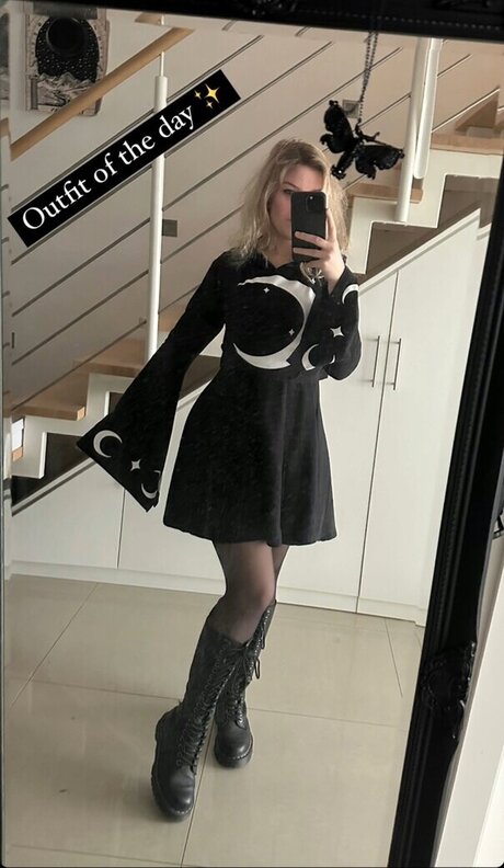 FormulaLena star hot images