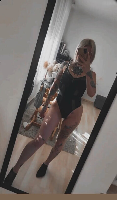 trans onlyfans beautiful naked galleries