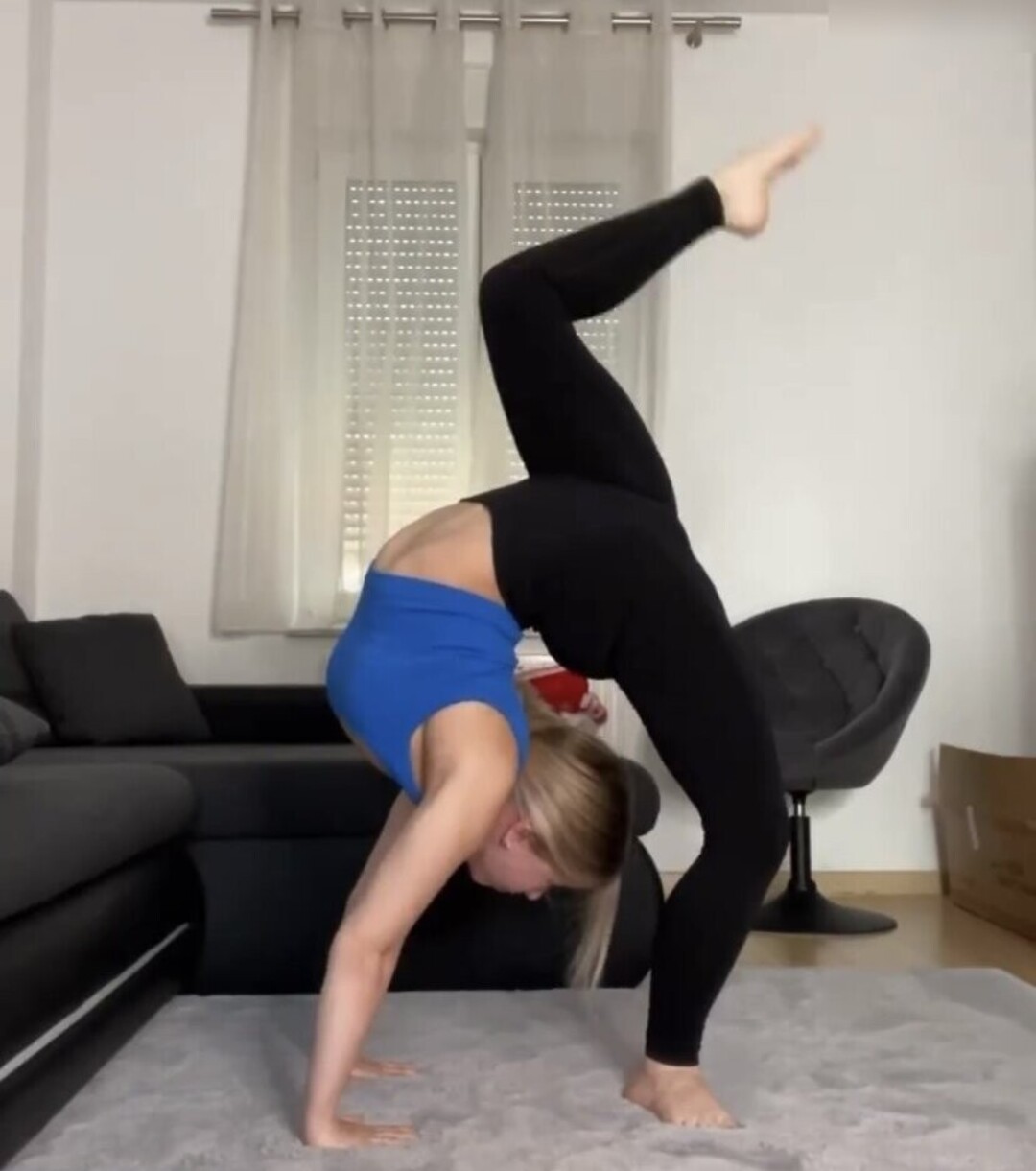 beautiful teen onlyfans adult photos