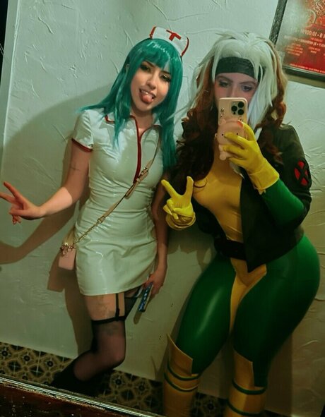 Aretteepls pornstar nudes archive