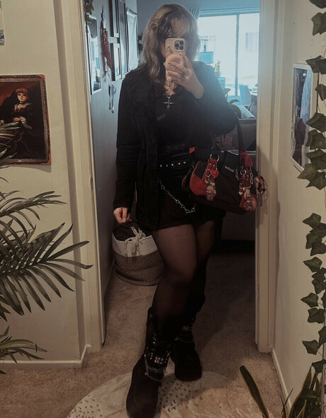 barista onlyfans pornographic pics