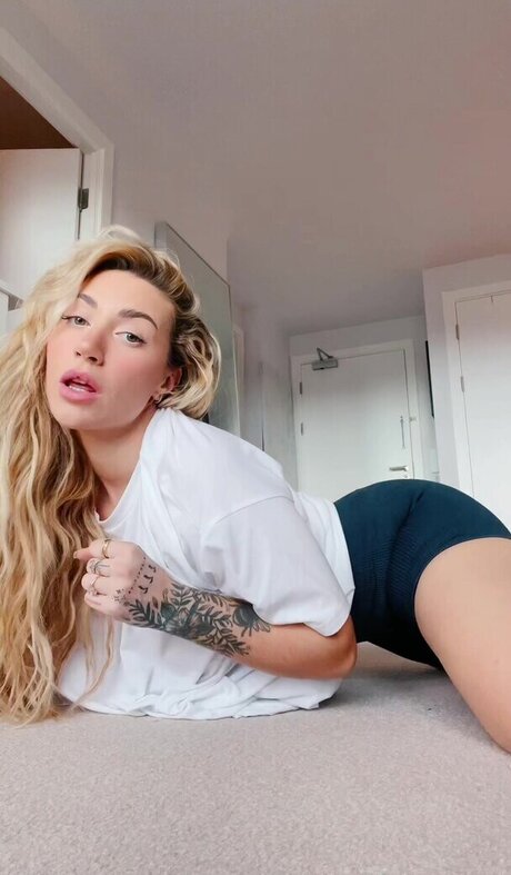 gay oral onlyfans beautiful naked img