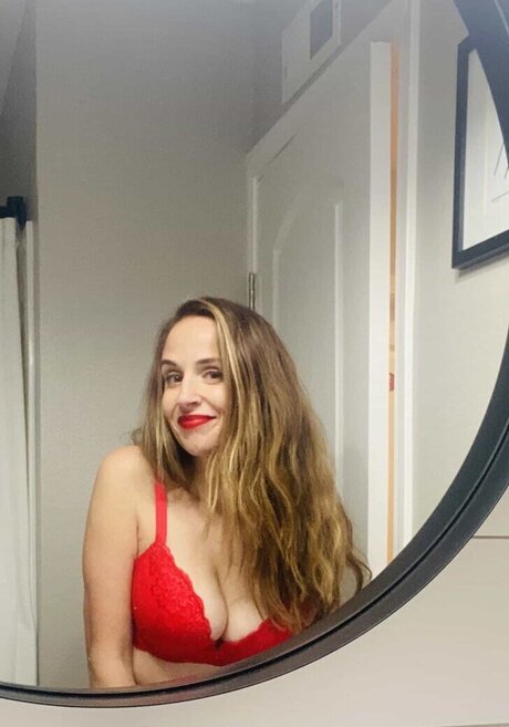 BellaSuede hd model img