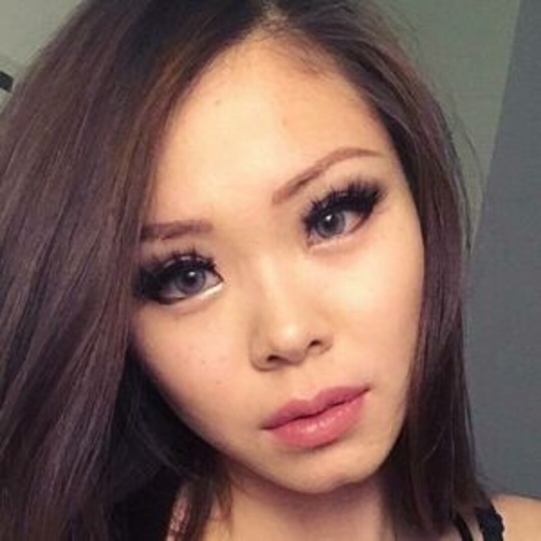 Maggie Sin porn model images