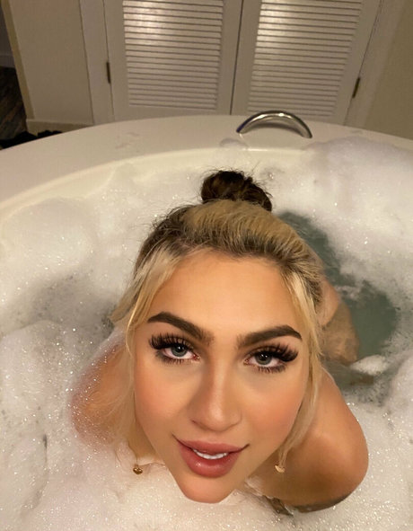 black hair milf onlyfans perfect gallery