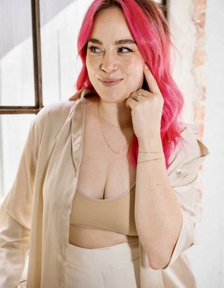 Smosh Girls sexy actress image