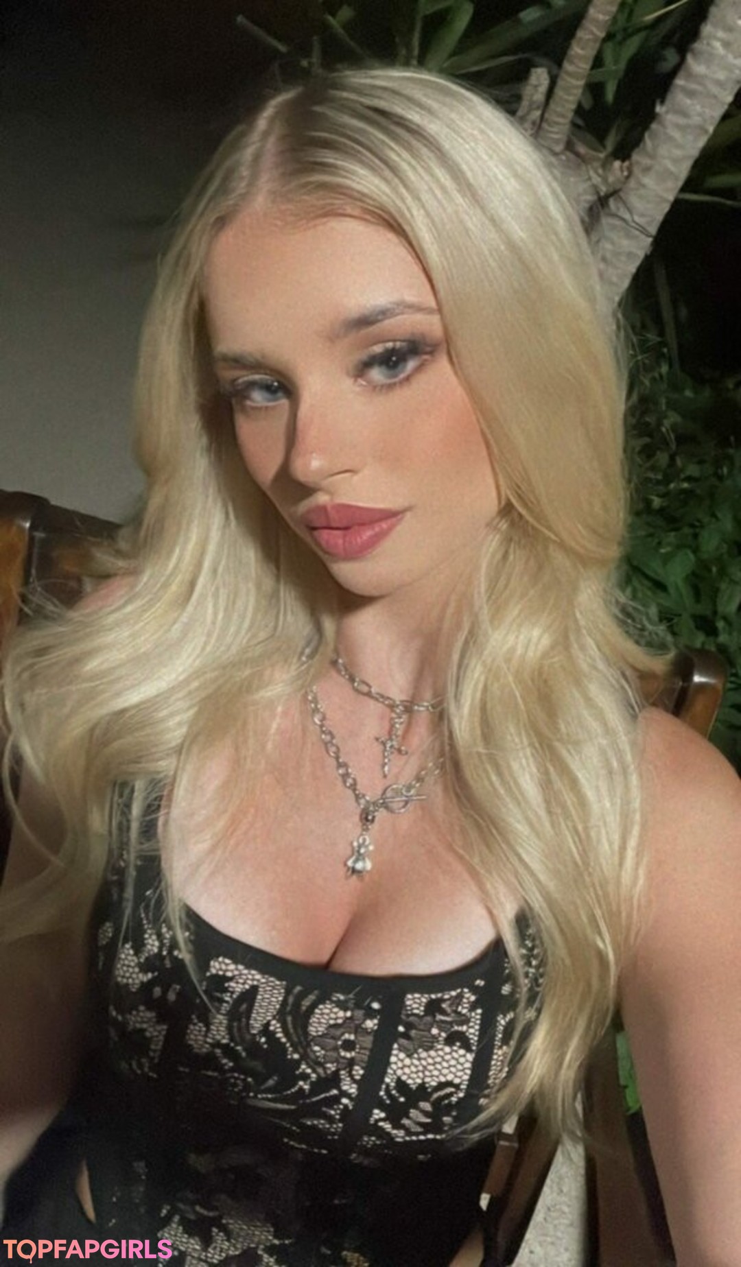 Berticuss pretty pornstar galleries