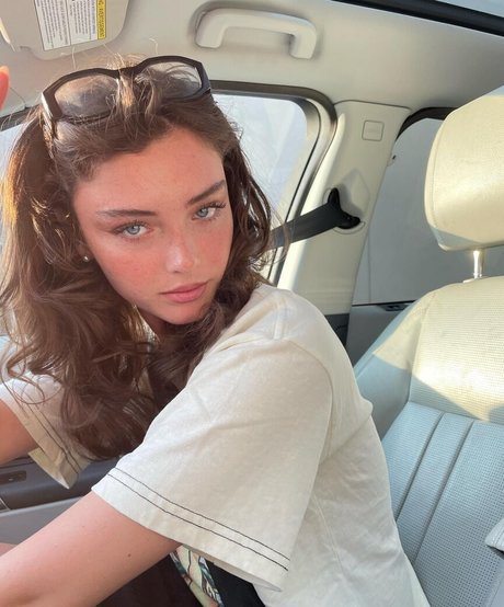 Sydney Melman xxx pornstar photo