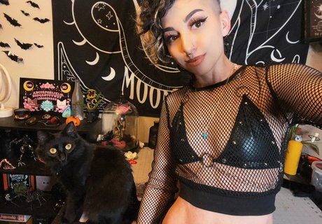 SailorTabbyCat erotic star pics