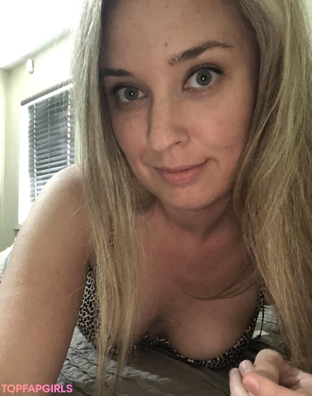 massage onlyfans erotic img