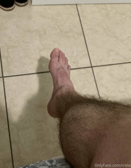 rrxivi profile image