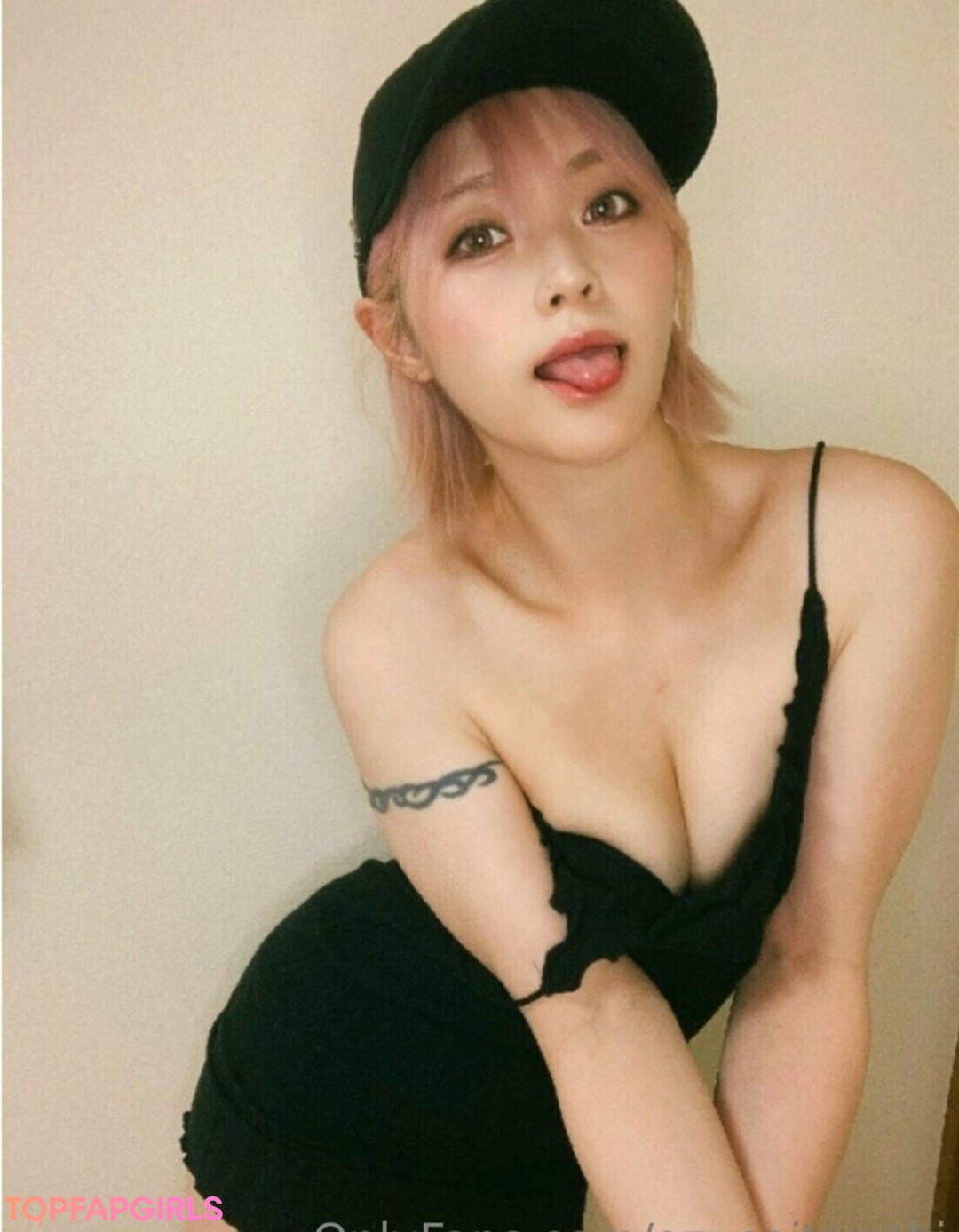 spanking onlyfans free pictures