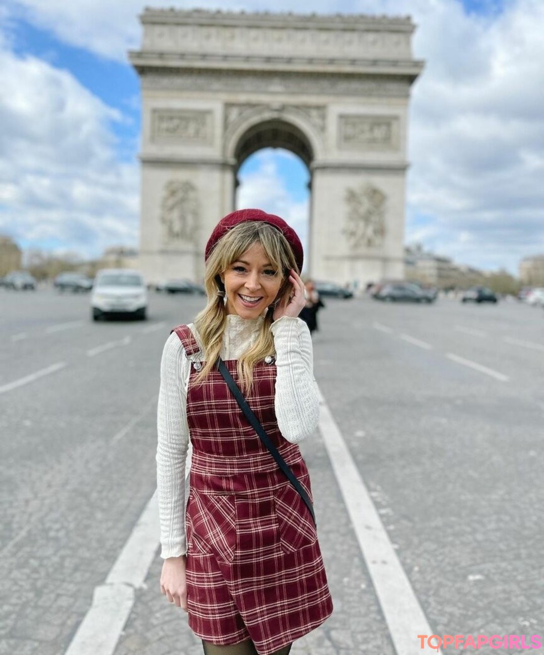 Lindsey Stirling sexy actress image