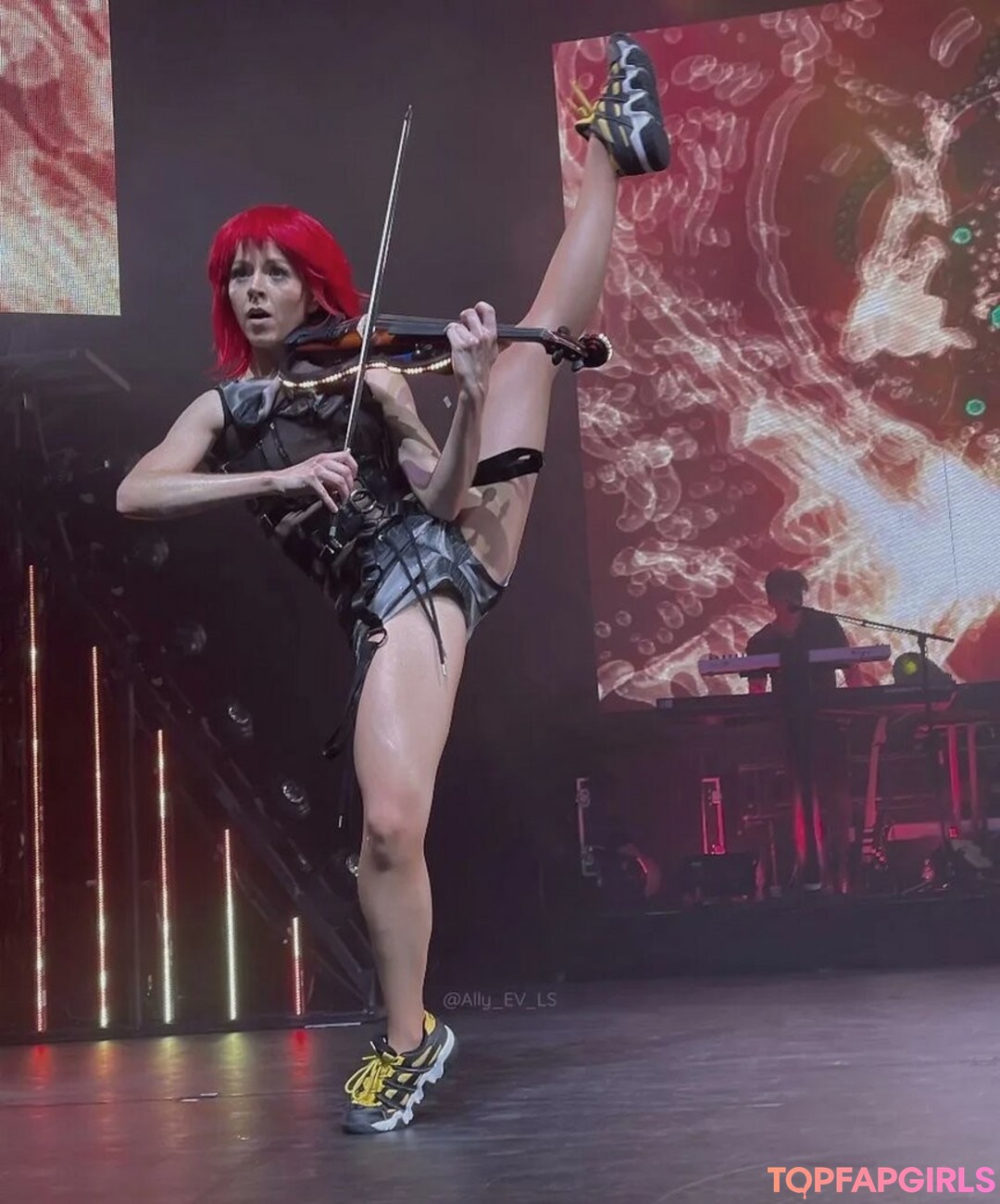 Lindsey Stirling perfect actress image