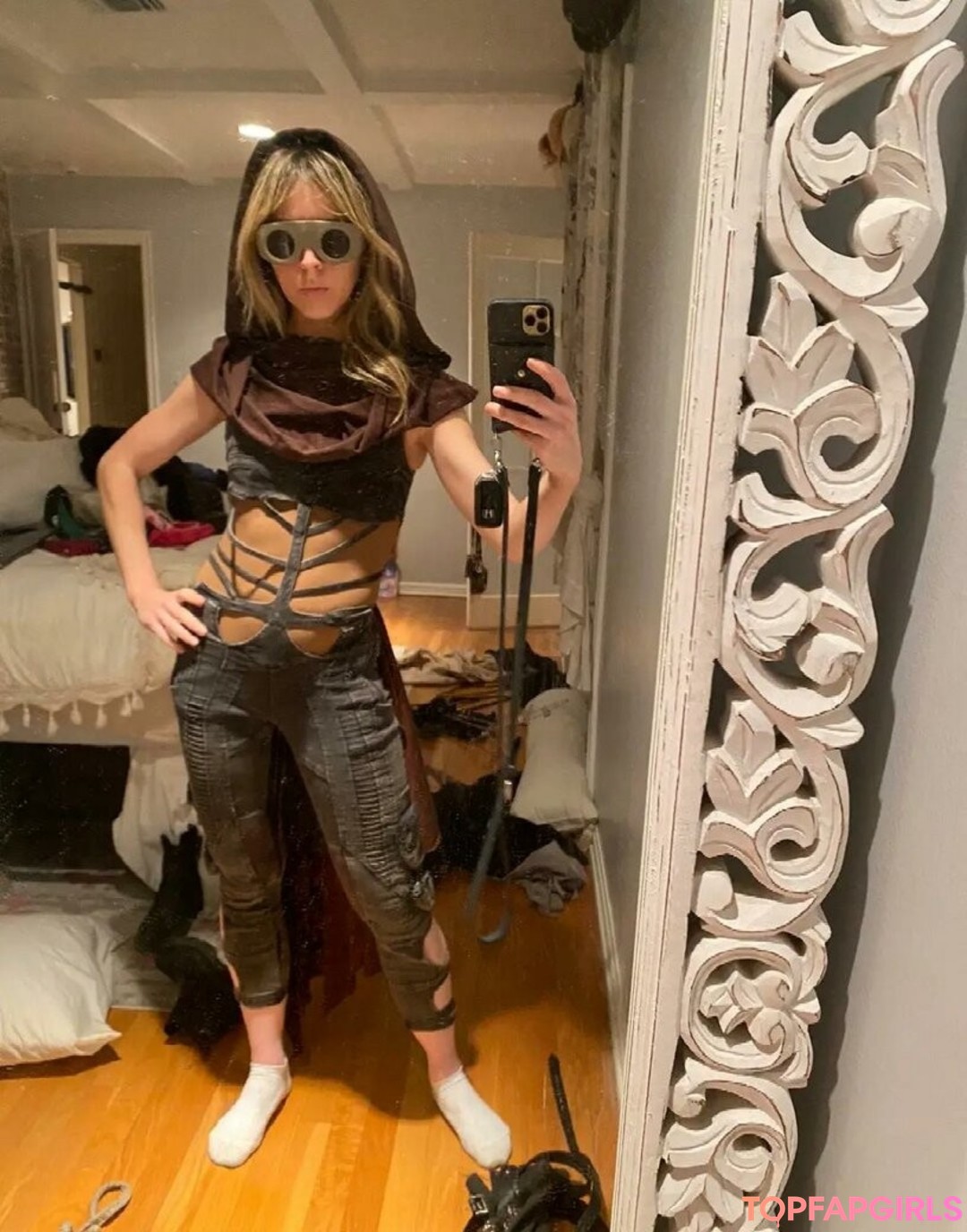Lindsey Stirling model naked picture