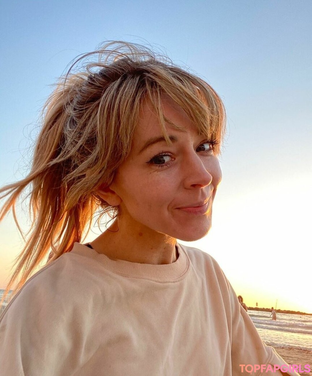 Lindsey Stirling star hd photos